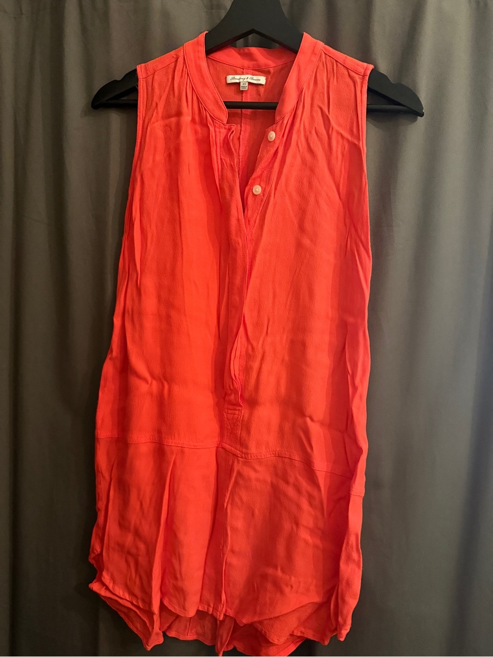 Broadway & Broome Coral Red Rayon Sleeveless Tunic Top XS